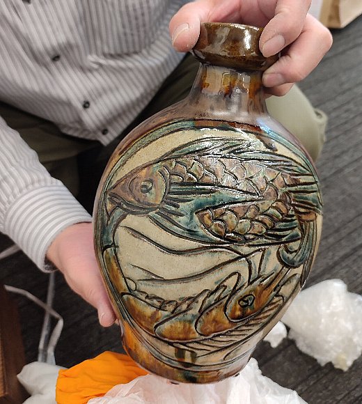 花瓶　宮城須美子さん　大きめ 宮城須美子 五寸 抱瓶 沖縄 やちむん 魚紋 金城次郎 壺屋焼 壺屋焼 金城